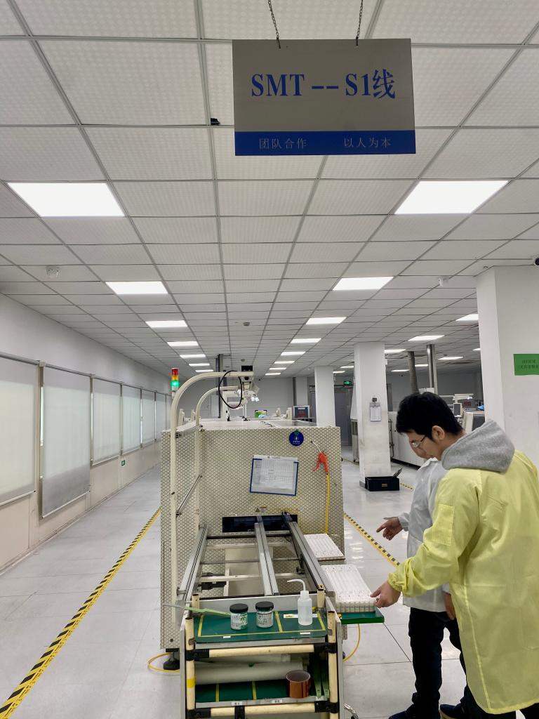 創新創業活力涌動 就業大省電子產品研發促就業觀察